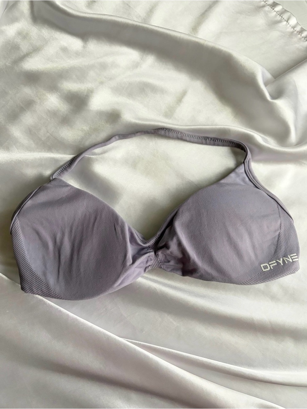 DFYNE Women's Sports Bra Purple/Lilac Impact Strappy